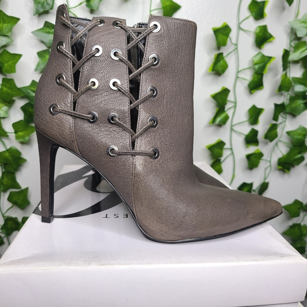 Nine West 71/2 dark grey leather booties